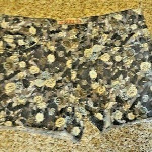 Girls Sz 14 Original Denim Floral 5 Pocket Cut-Off Shorts, Adj. Waist by SQUEEZE